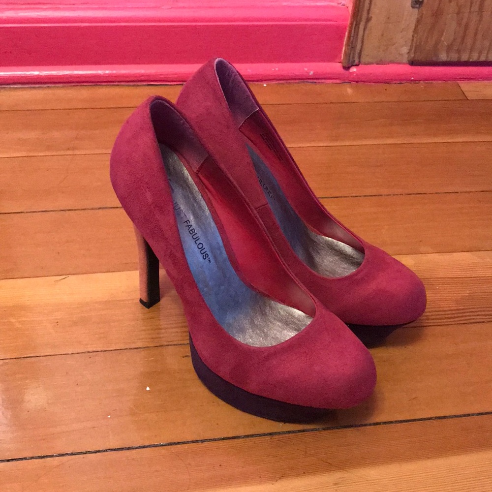 Heels - Picture 4 of 7